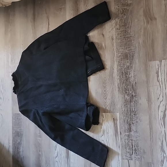 Vince Frayed Edge Tweed Jacket - Picture 8 of 8